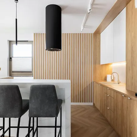 Apartament Sarbinove *