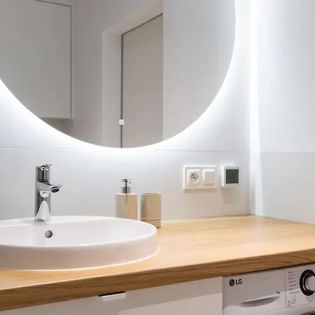 Apartament Sarbinove *