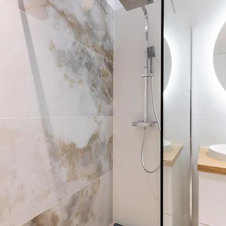 Apartament Sarbinove *